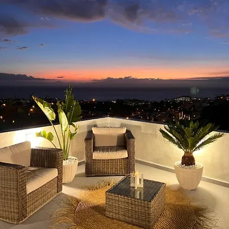 Luxury Ocean View Americas Apartment